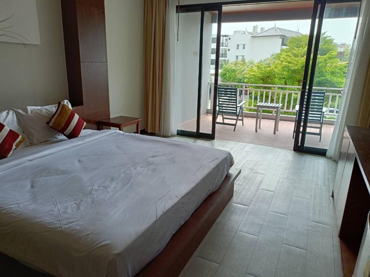 Ramada By Wyndham Aonang Krabi Hotel Екстериор снимка